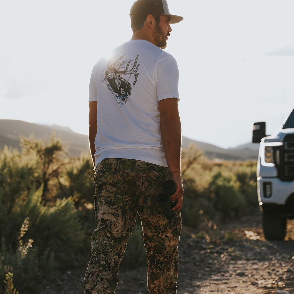 FRACTURED TEE - Shirt - MTN OPS