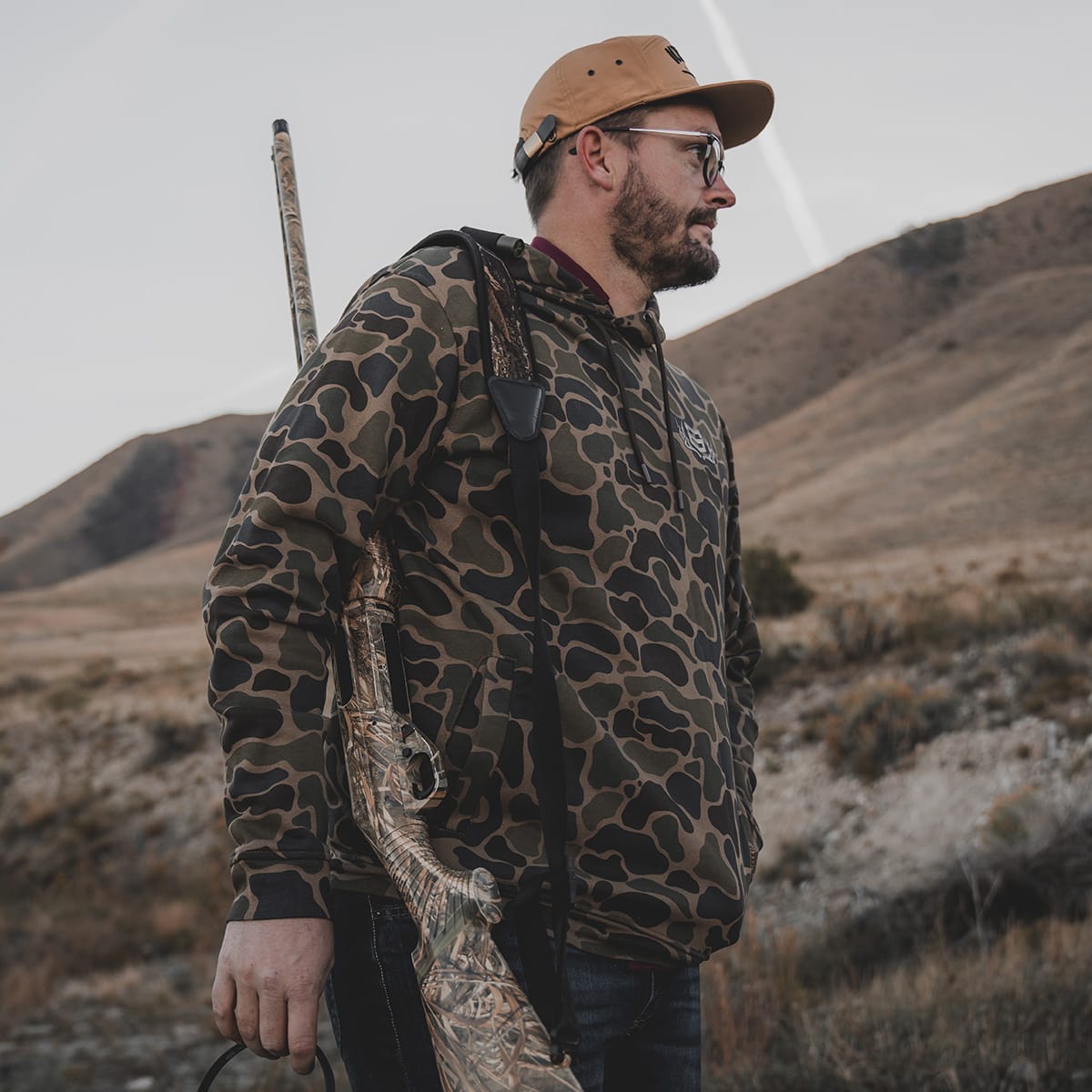 TRACKER HOODIE - Hoodie - MTN OPS